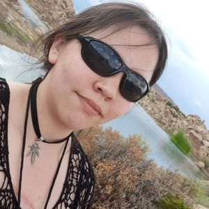 Meet your Posher, Mindy